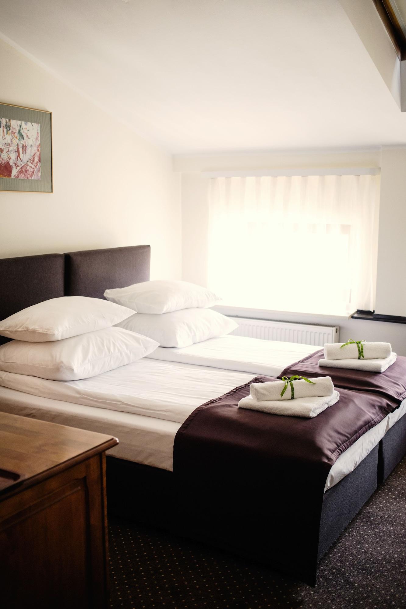 Eden Hotel 3*